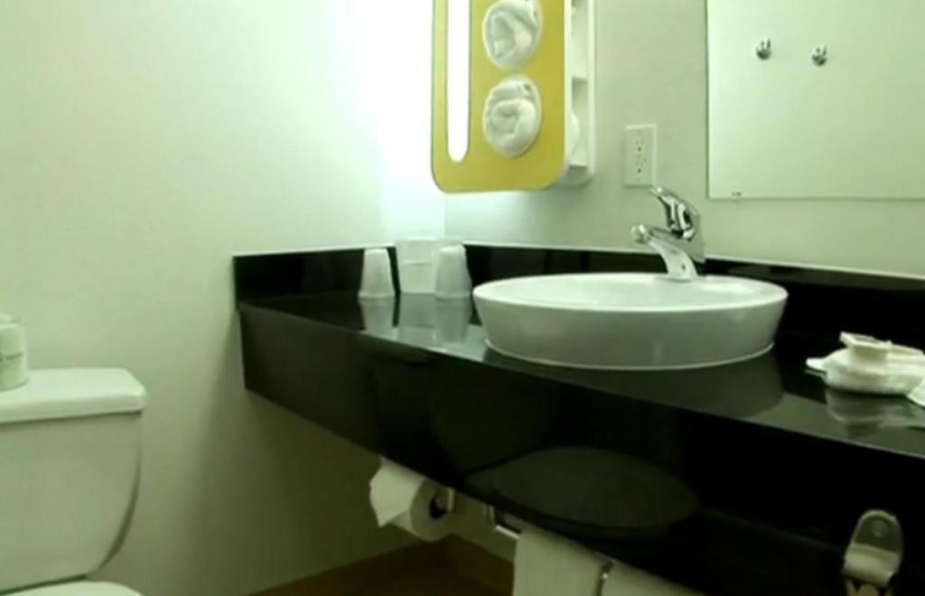 Motel 6 Manteca Værelse billede