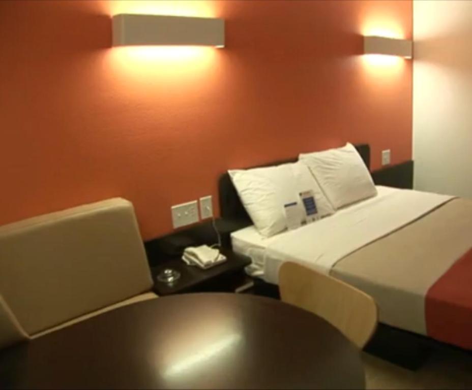 Motel 6 Manteca Eksteriør billede